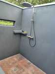 Außenterrasse mit Dusche